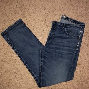 Buckle Ryan jeans